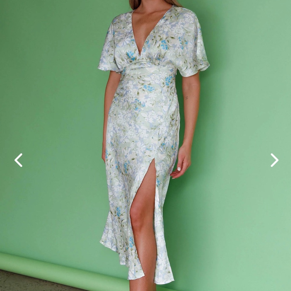 Floral V-neck Midi Dress (Green)